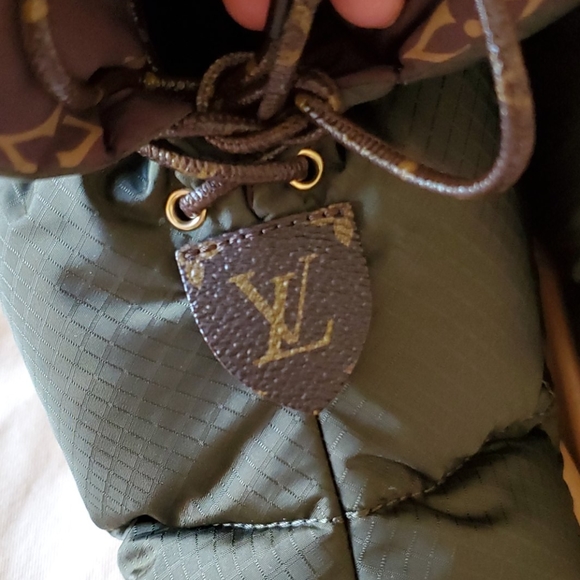 Louis Vuitton Pilloe Boot Green Quilted Water Repellent 9US or 39EU Monogram New - Picture 12 of 16